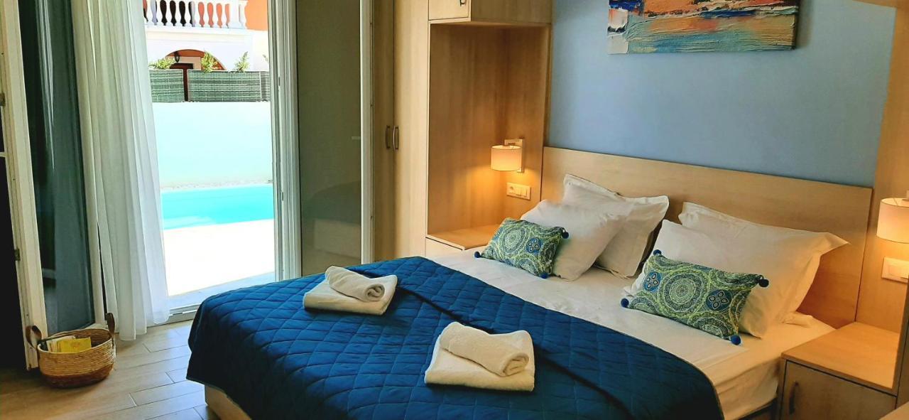 The Central Villa - Kassiopi Corfu Villas Ngoại thất bức ảnh